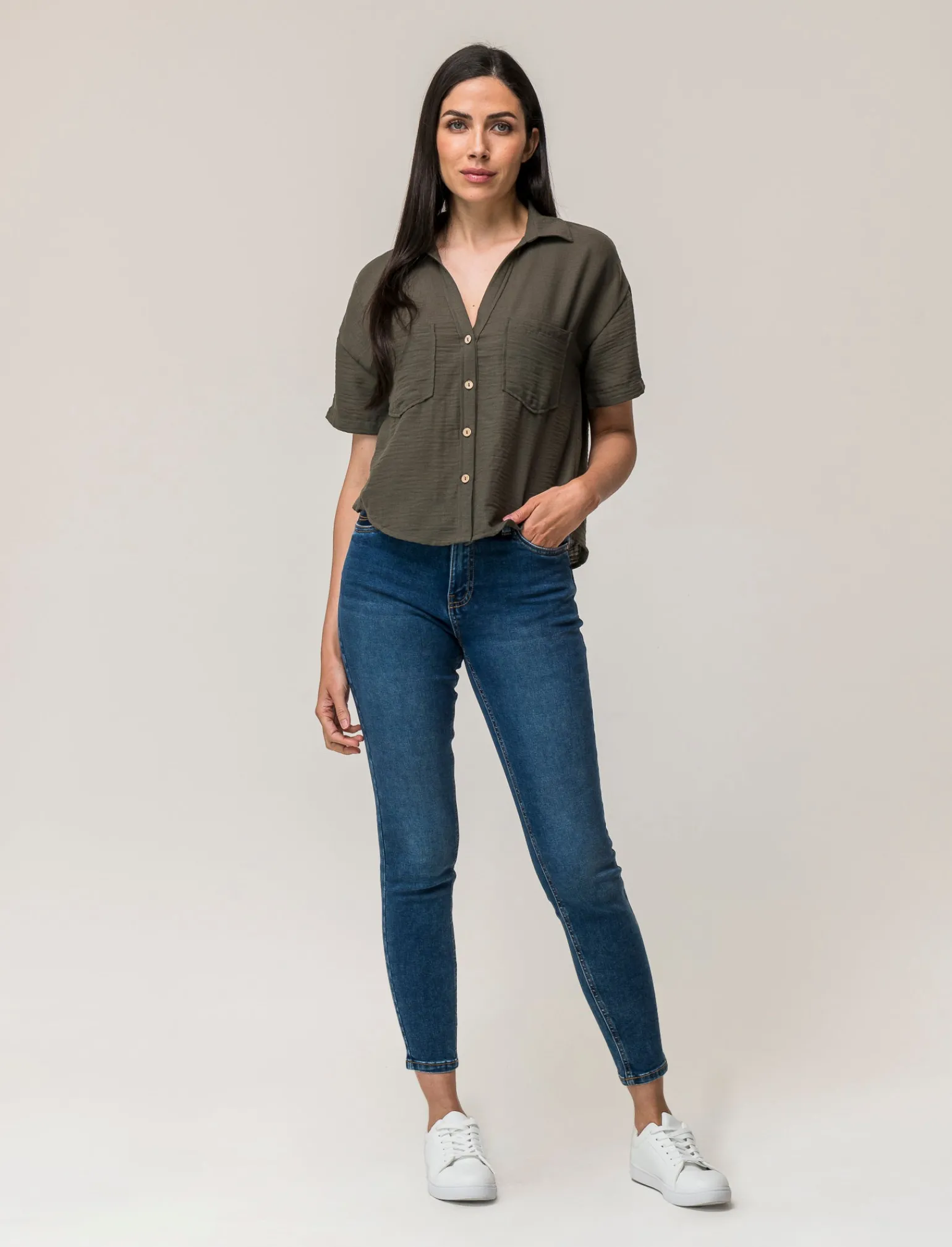 Donna Piazza Italia Donna | Camicie E Casacche<Camicia mezza manica scollo a V e tasche applicate - Ve.milit.