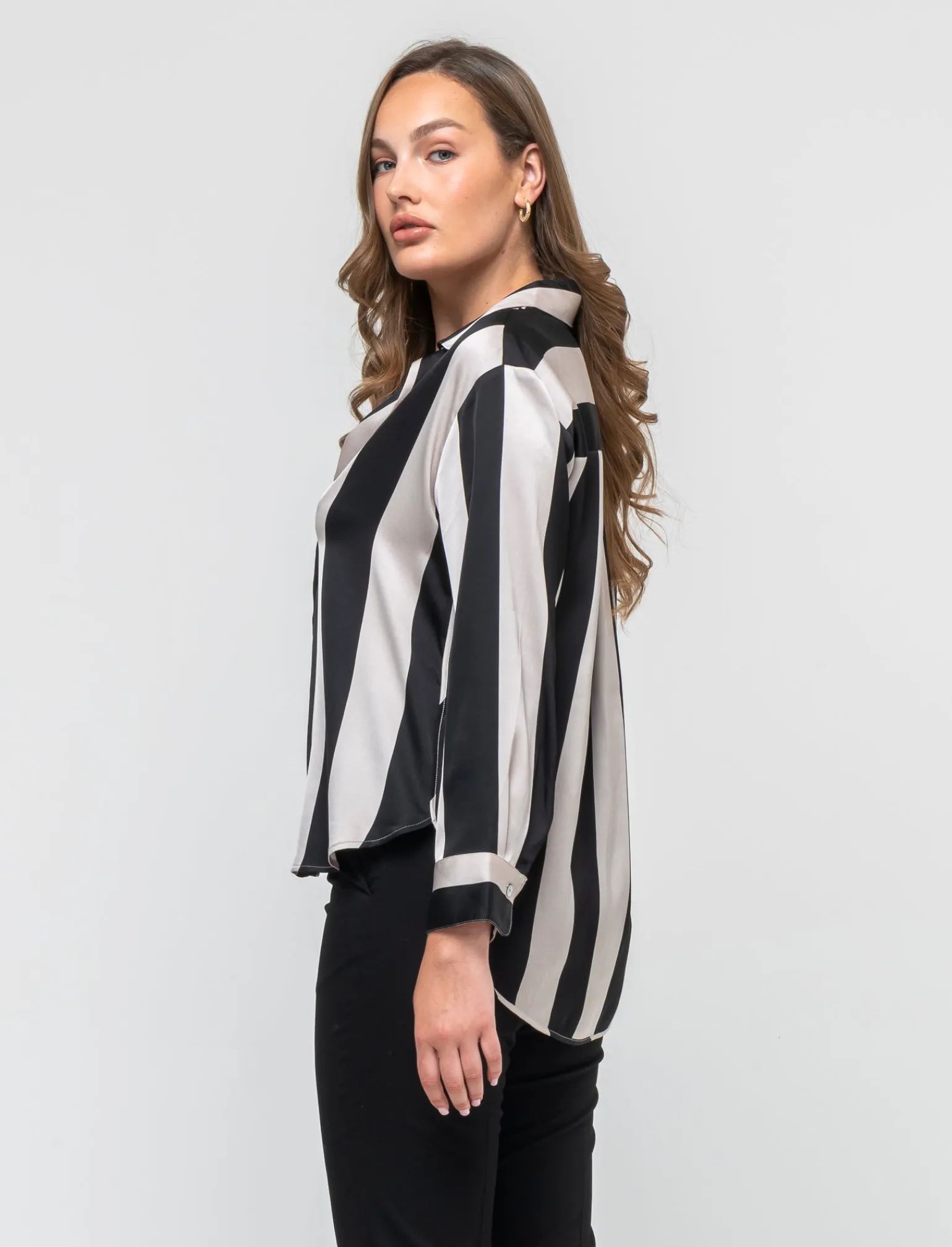 Donna Piazza Italia Donna | Camicie E Casacche<Camicia stampata in rasocon bottoni in madreperla - var 1