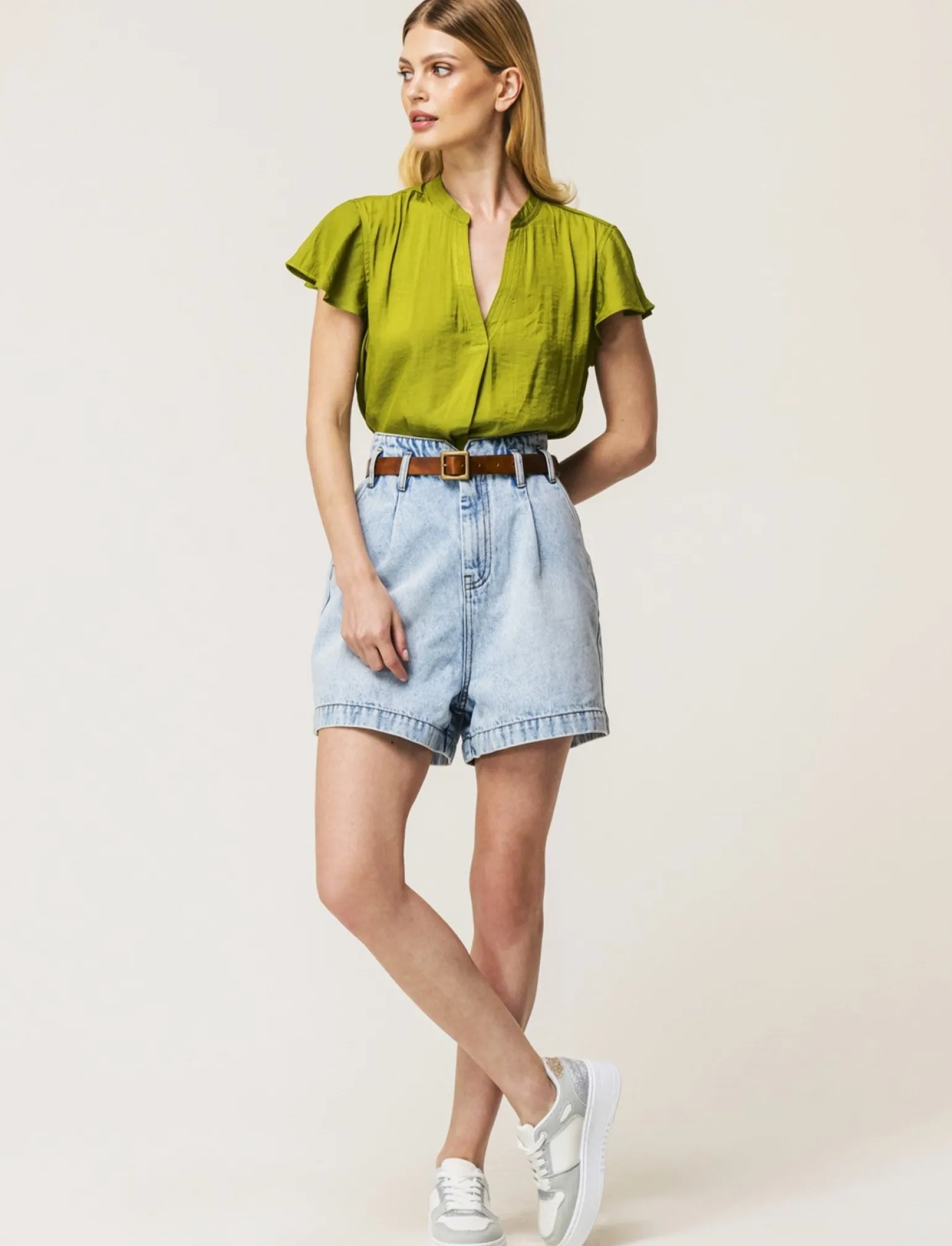 Donna Piazza Italia Camicie E Casacche<Casacca in tessuto fluido, apertura scollo a V e maniche volant - pistacchio