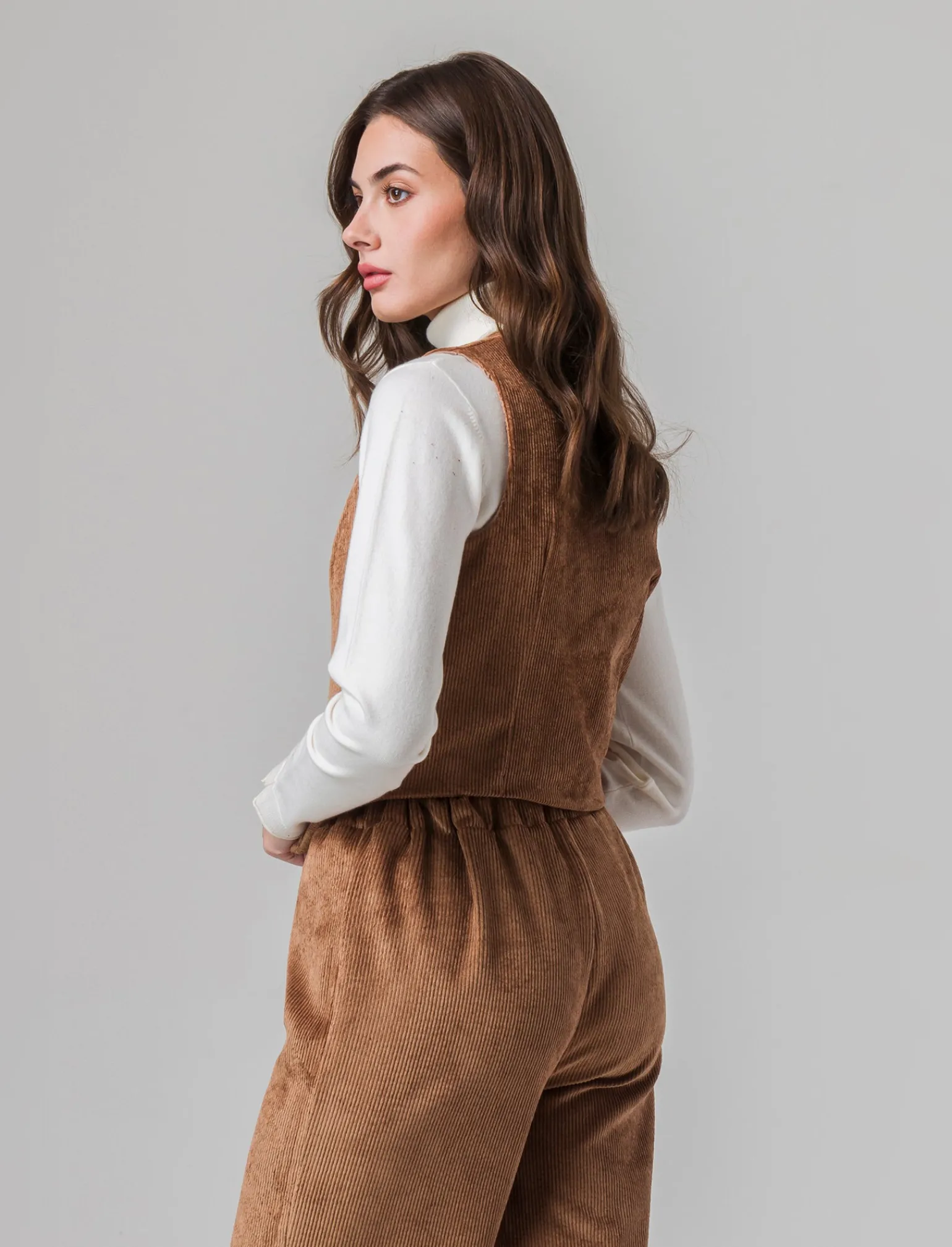 Donna Piazza Italia Giacche E Blazer<Gilet a coste in tessuto effetto velluto con bottoni - tabacco