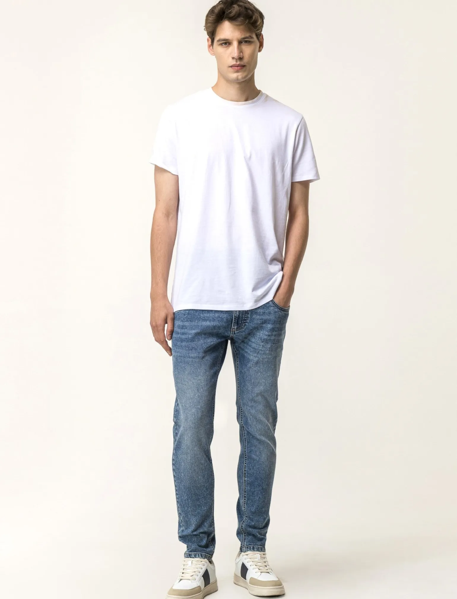 Uomo Piazza Italia Jeans<Jeans skinny fit cinque tasche in essuto denim super stretch effetto slavato. Chiusura anteriore con - Denim