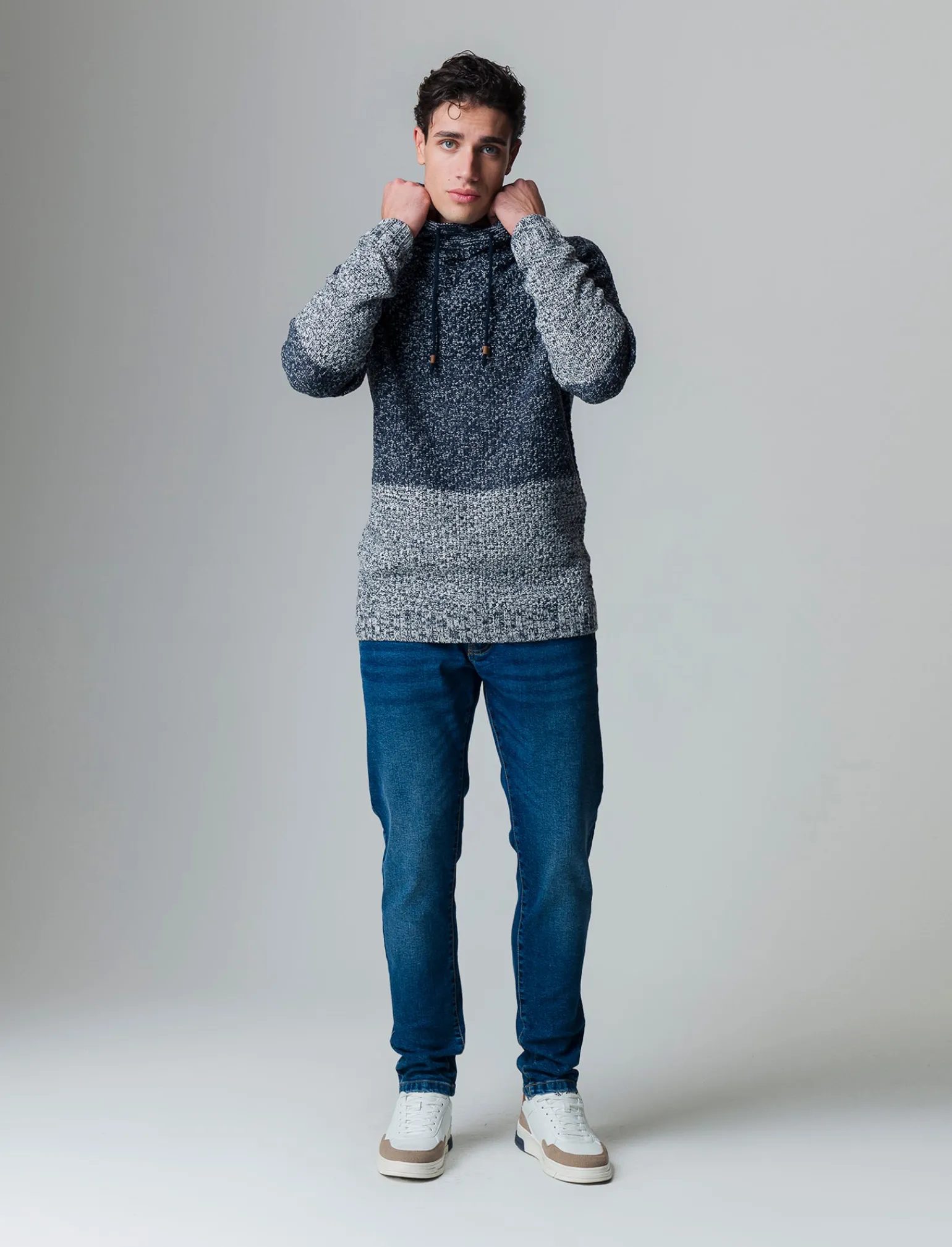 Uomo Piazza Italia Maglieria<Maglia a collo sciallato regolabile con coulisse lavorazione jacquard -