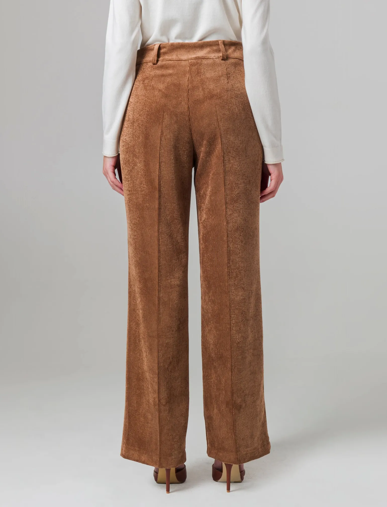 Donna Piazza Italia Pantaloni<Pantalone vita alta a coste con tessuto effetto velluto - tabacco