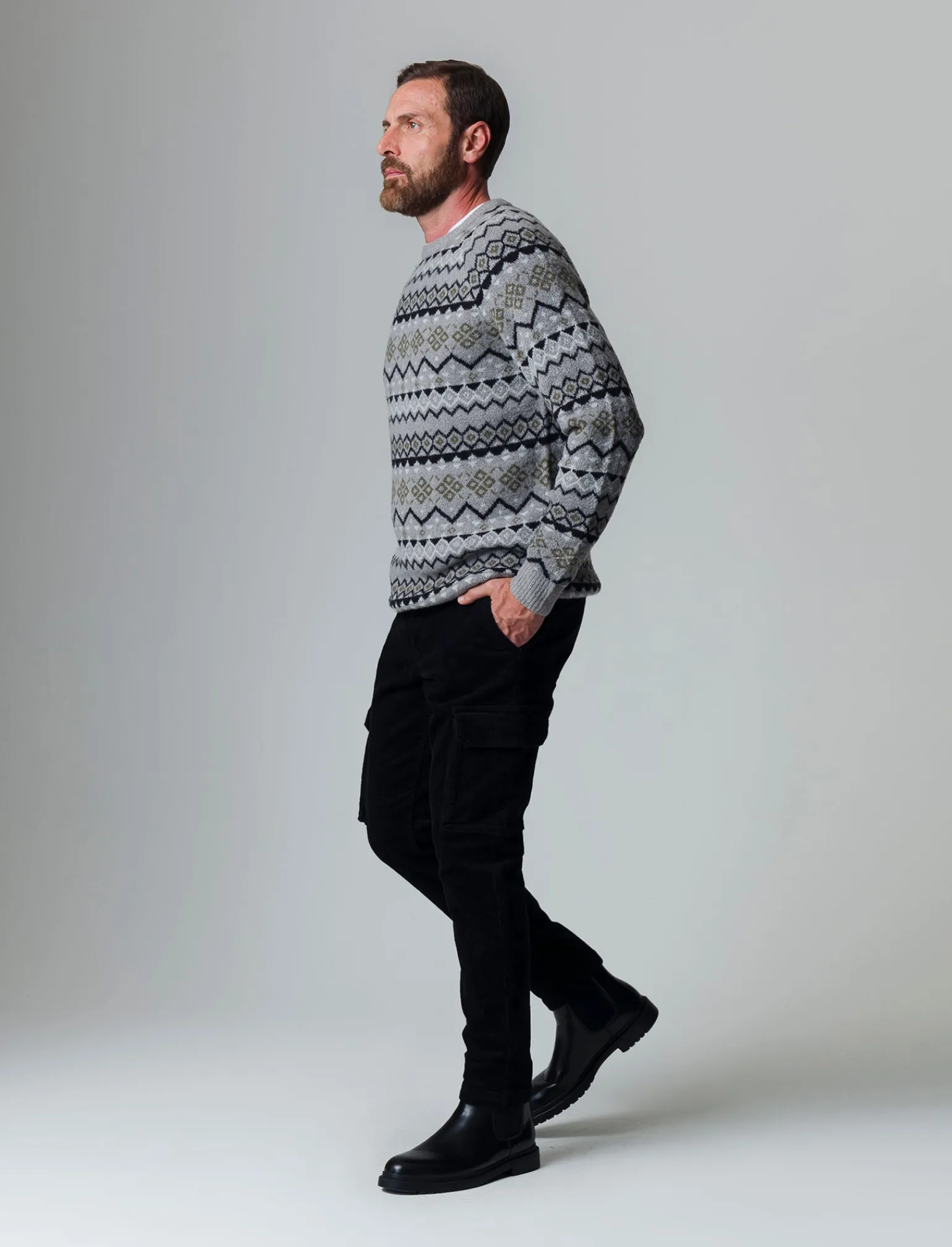 Uomo Piazza Italia Pantaloni<Pantaloni cargo in velluto a coste tapered fit con tasche a toppa posteriori -