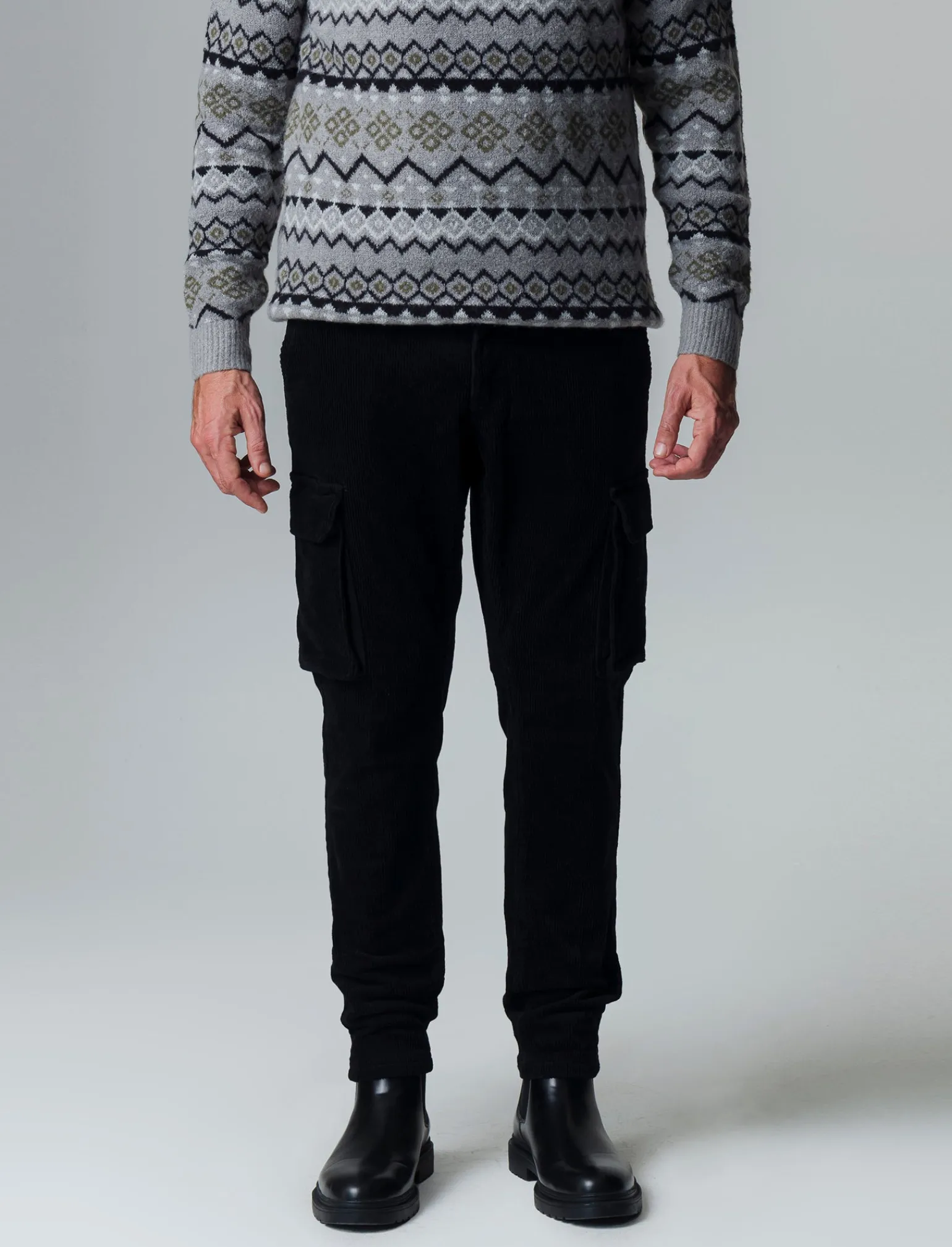 Uomo Piazza Italia Pantaloni<Pantaloni cargo in velluto a coste tapered fit con tasche a toppa posteriori -