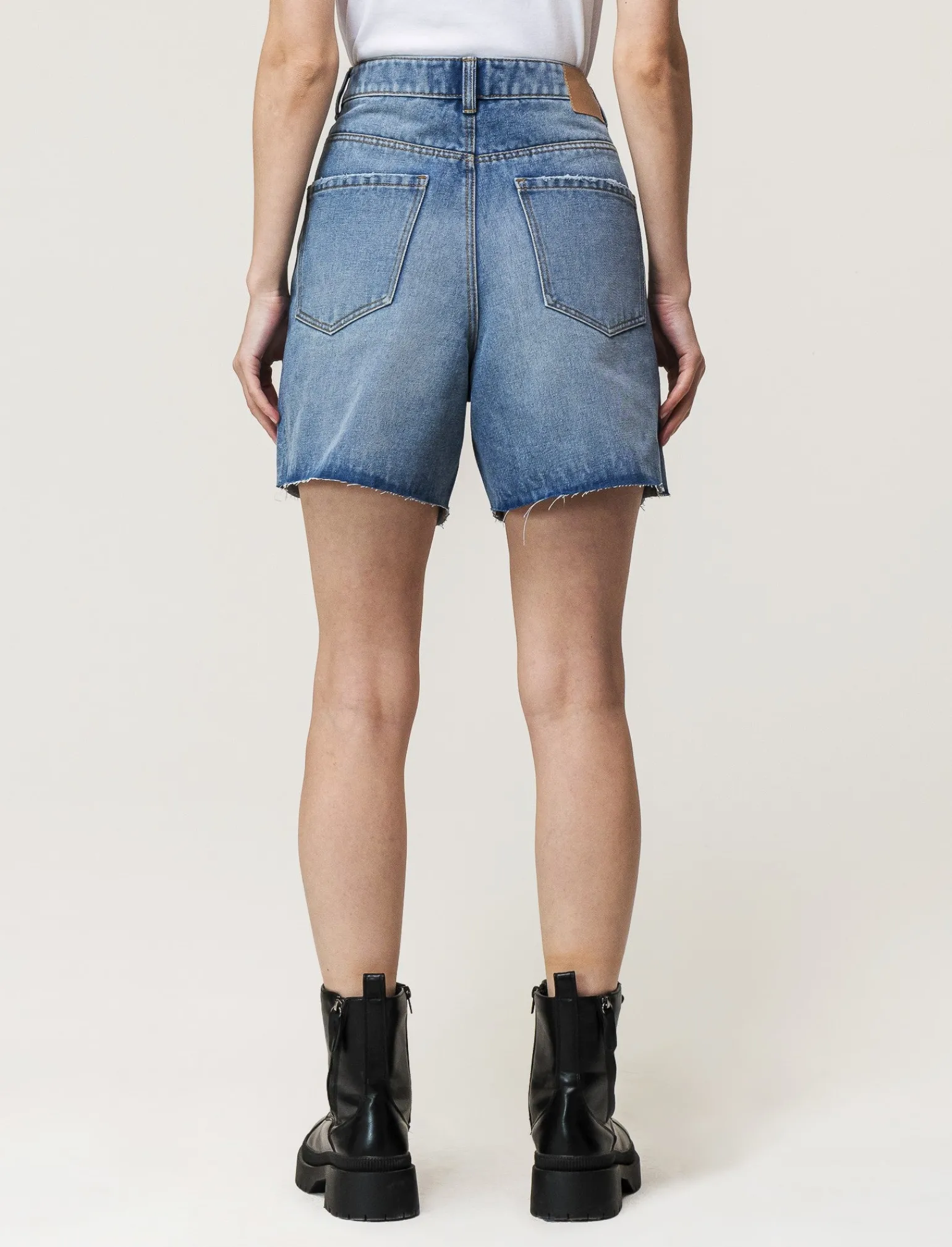 Donna Piazza Italia Shorts<Short in denim vestibilità regular in tessuto fisso fondo sfrangiato - Denim