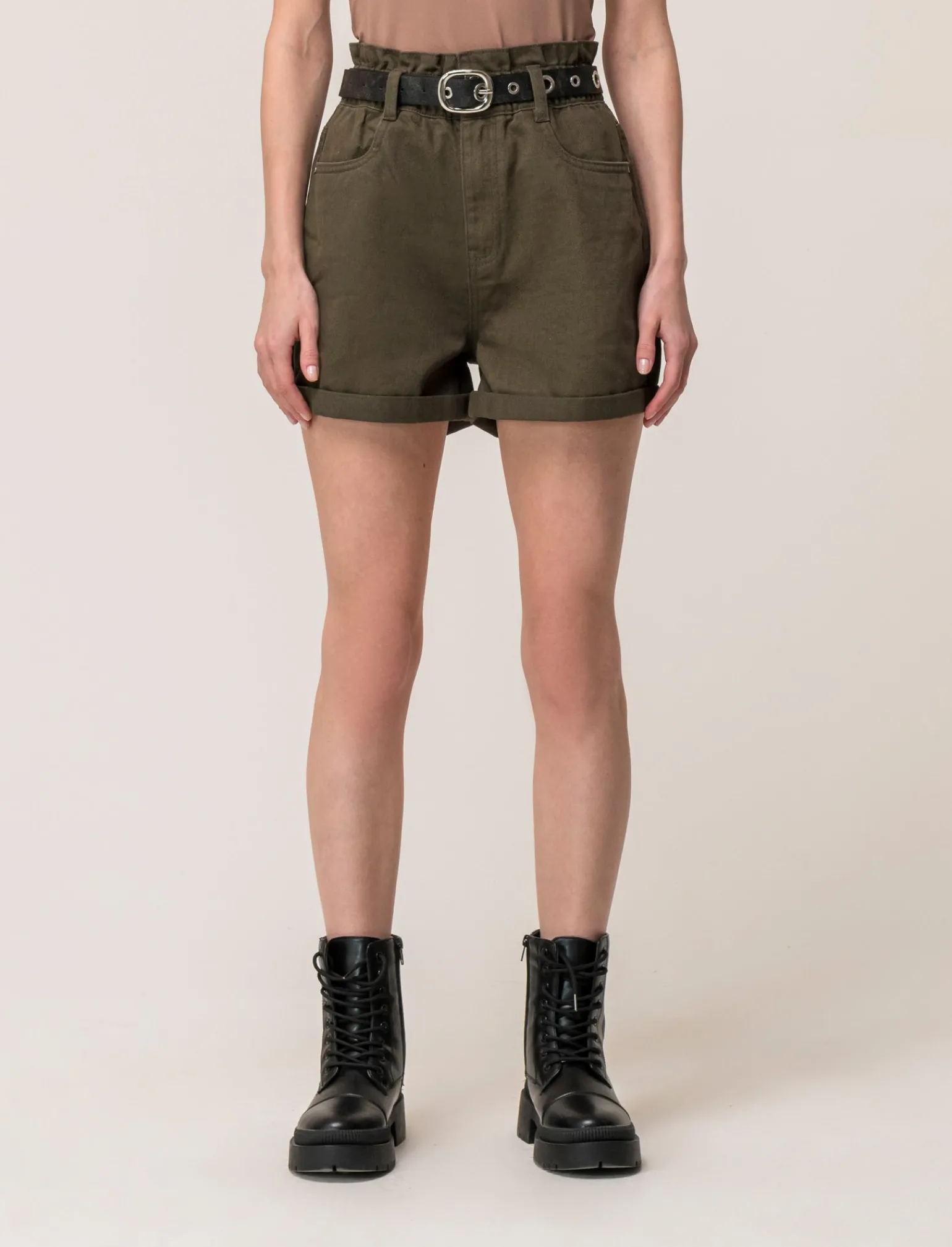 Donna Piazza Italia Shorts<Short in tessuto vestibilità paper bag con cintura e orlo riscoltato - Ve.milit.