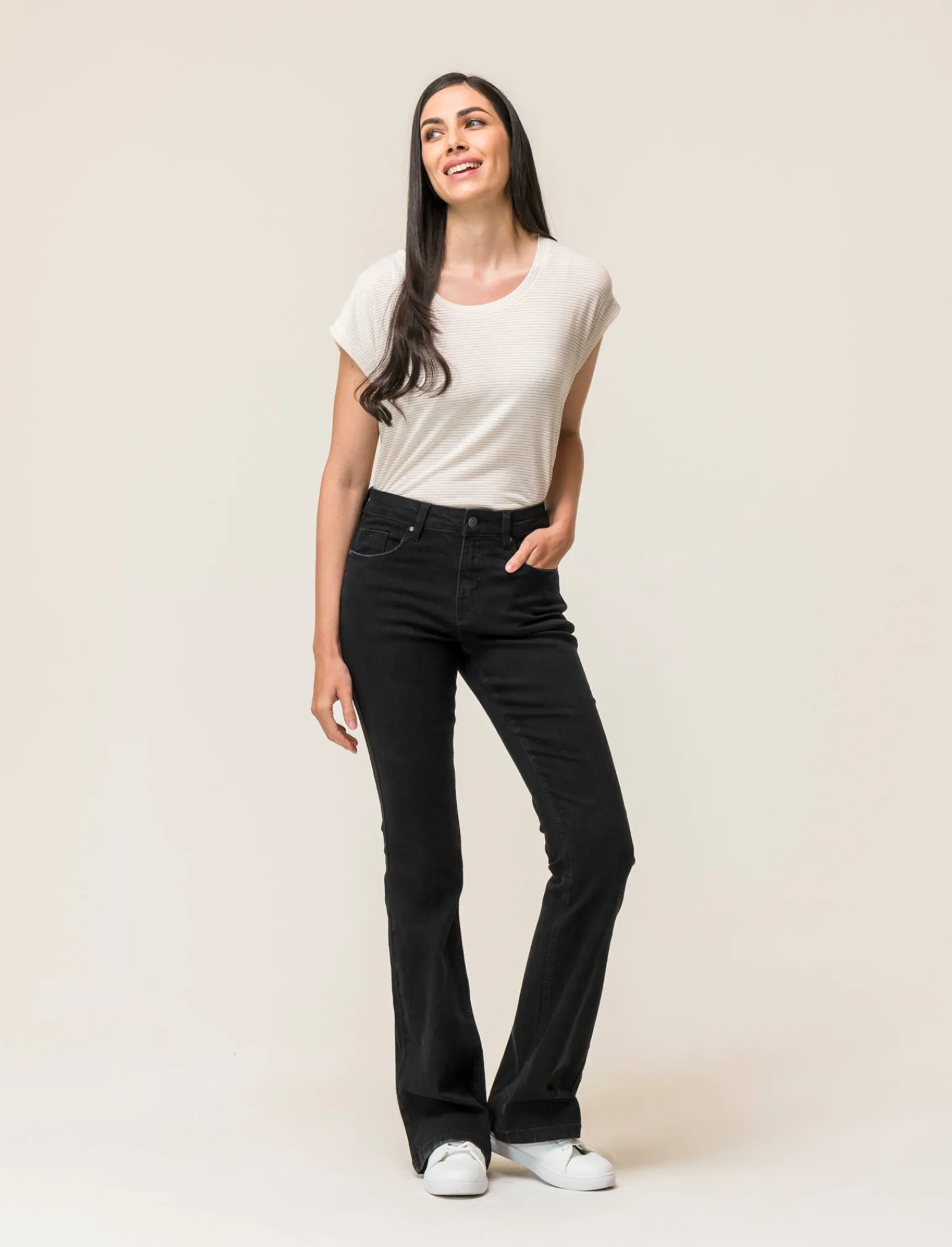 Donna Piazza Italia T-Shirt E Top<T shirt modello a T girocollo con tessuto ottoman e filato effetto metallizato - latte